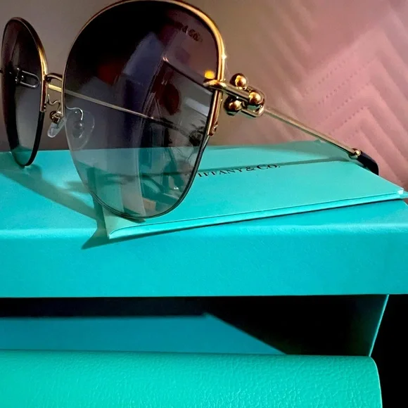 Tiffany & Co Sunglasses - Picture 3 of 9
